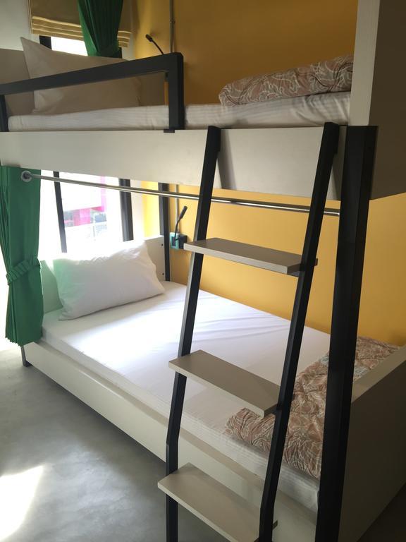 Bed@Town Hostel Bangkok Zimmer foto
